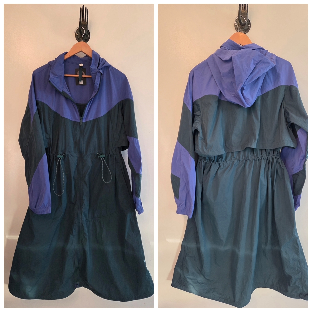 lululemon athletica Blue and Dark Green Jacket